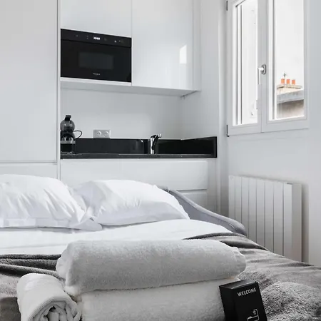 Cosy Metro Pereire 17 - 2p Διαμέρισμα *